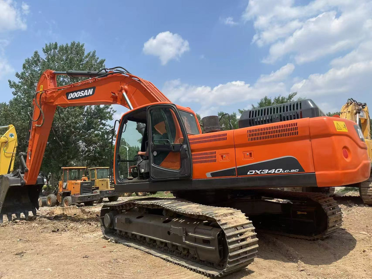 Excavadora de cadenas DOOSAN DX340LC-9C: foto 11