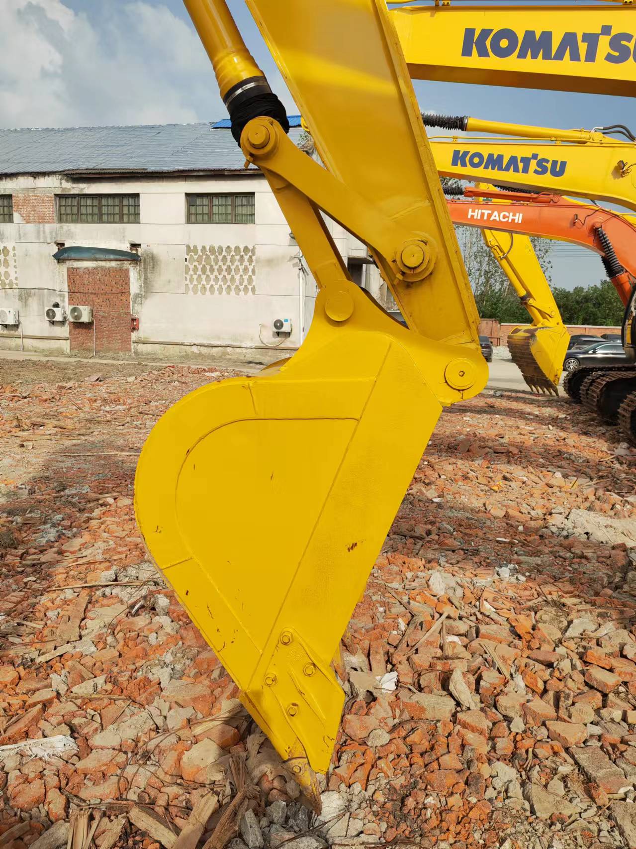 Excavadora de cadenas KOMATSU PC200: foto 14