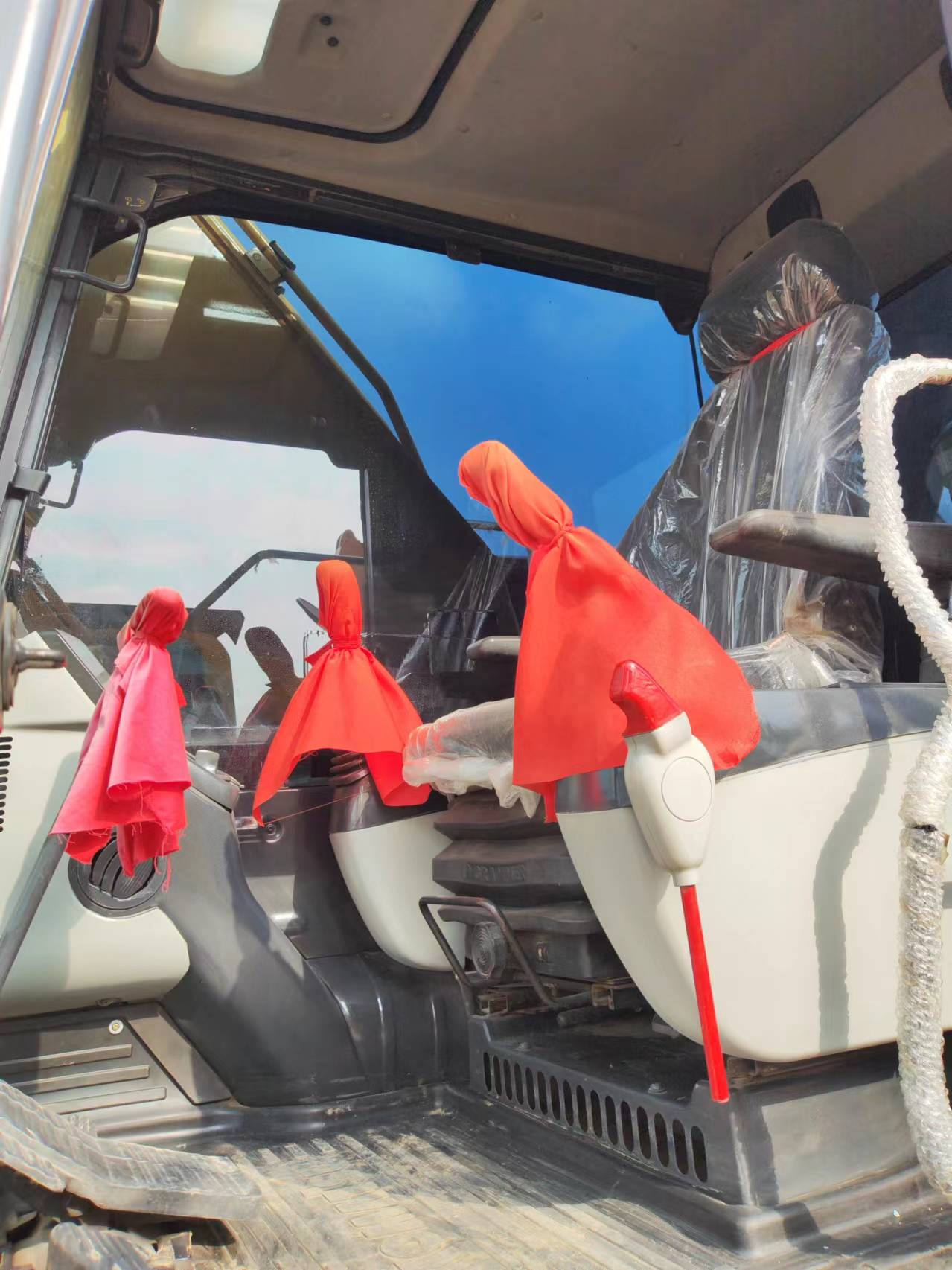 Excavadora de cadenas KOMATSU PC200: foto 6