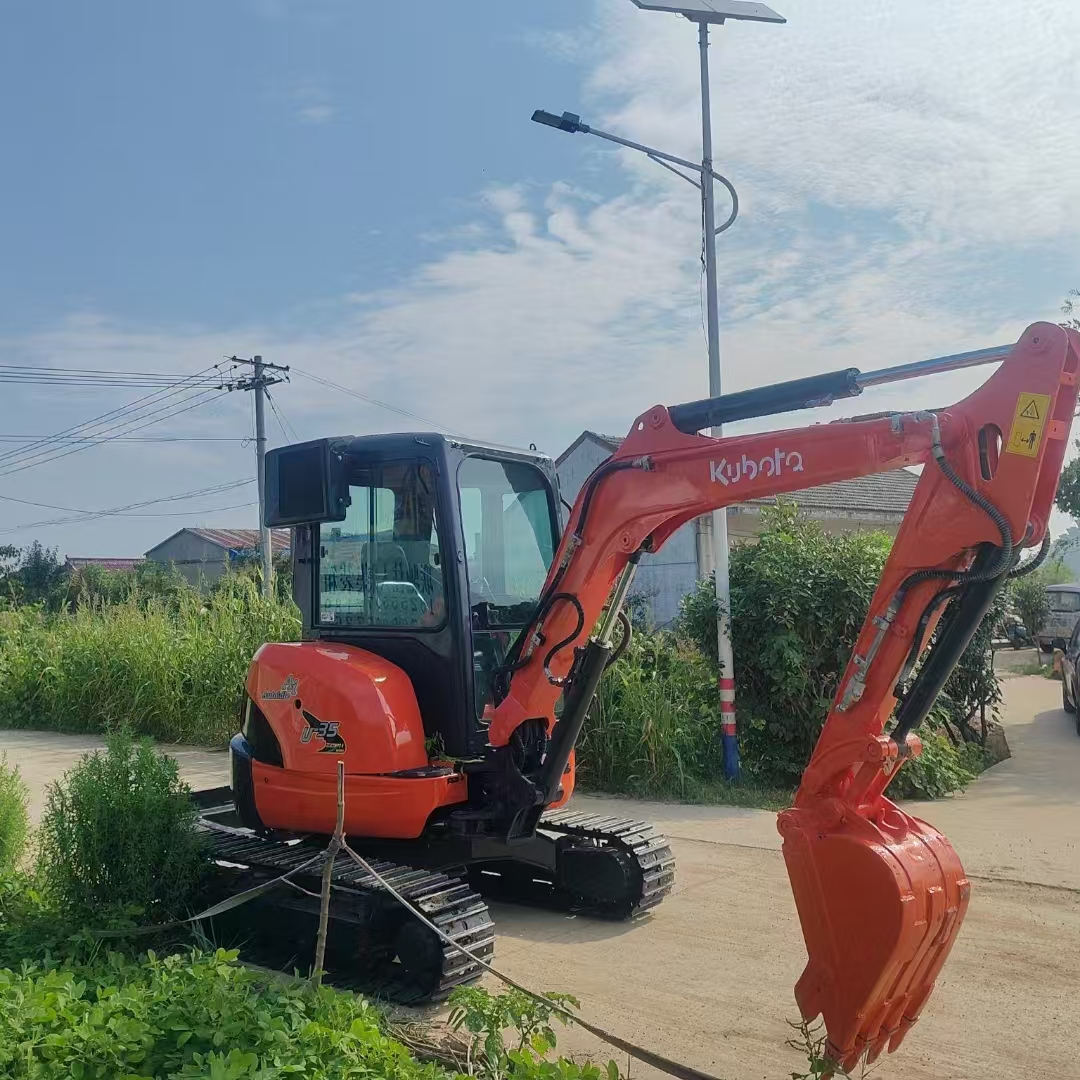 KUBOTA U35 - Miniexcavadora: foto 3 KUBOTA U35 - Miniexcavadora: foto 3