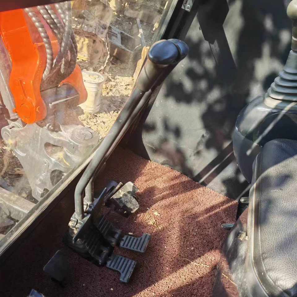 KUBOTA U35 - Miniexcavadora: foto 5 KUBOTA U35 - Miniexcavadora: foto 5