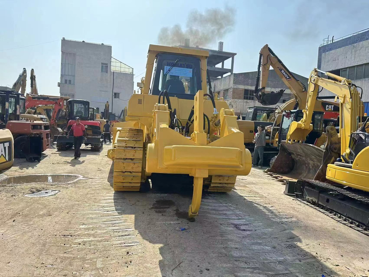 Komatsu D155A-6 - Bulldozer: foto 5 Komatsu D155A-6 - Bulldozer: foto 5