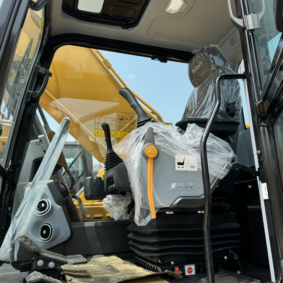 Excavadora de cadenas SANY SY215C: foto 6 Excavadora de cadenas SANY SY215C: foto 6