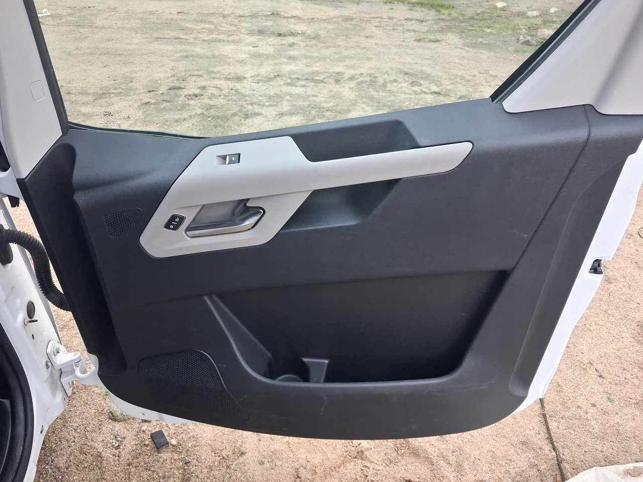 FORD DRZWI KOMPLETNE PRAWE FORD F-MAX 500 TRUCKS EURO 6 - Puerta y piezas para Camión: foto 5 FORD DRZWI KOMPLETNE PRAWE FORD F-MAX 500 TRUCKS EURO 6 - Puerta y piezas para Camión: foto 5