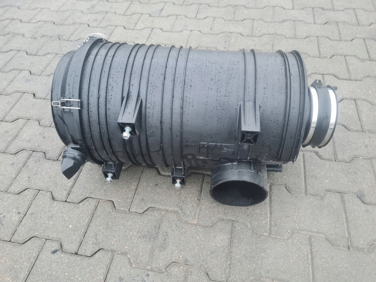 FORD OBUDOWA FILTRA POWIETRZA FORD F-MAX CARGO EURO 6 JC46 9600 AD - Filtro de aire para Camión: foto 4 FORD OBUDOWA FILTRA POWIETRZA FORD F-MAX CARGO EURO 6 JC46 9600 AD - Filtro de aire para Camión: foto 4