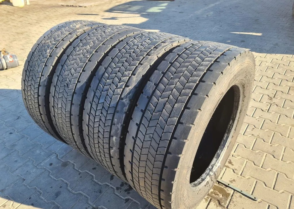 GOODYEAR TYŁ  FUELMAX D 295/60 R 22.5 4 szt. stalowe - Neumáticos y llantas: foto 1 GOODYEAR TYŁ  FUELMAX D 295/60 R 22.5 4 szt. stalowe - Neumáticos y llantas: foto 1