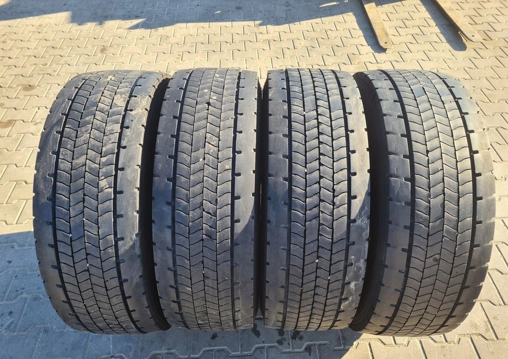 GOODYEAR TYŁ  FUELMAX D 295/60 R 22.5 4 szt. stalowe - Neumáticos y llantas: foto 5 GOODYEAR TYŁ  FUELMAX D 295/60 R 22.5 4 szt. stalowe - Neumáticos y llantas: foto 5