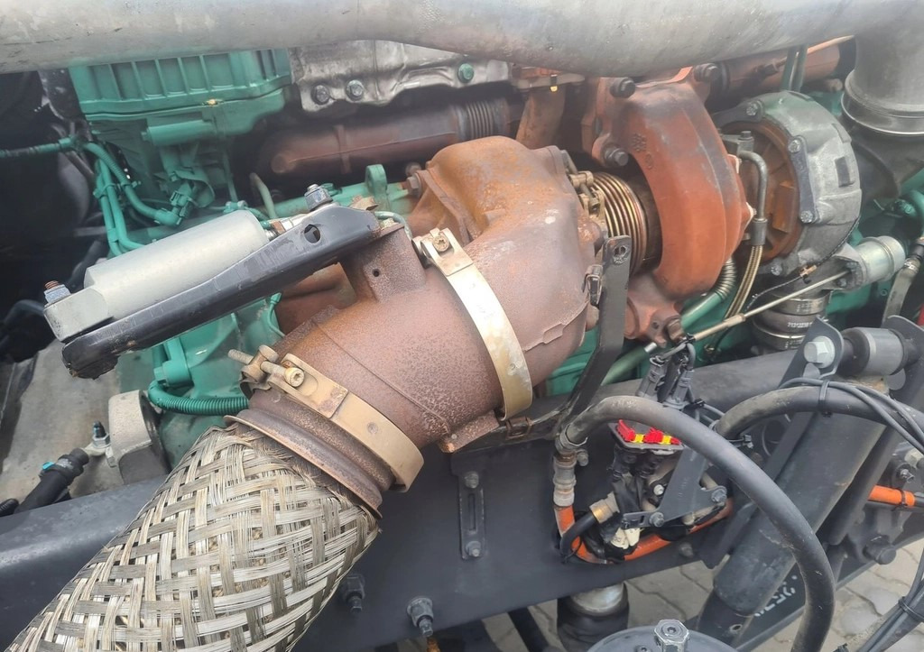 KOMPLETNY VOLVO FH 4 FM 4 FH 5 D13K 500 EUVI K6 I-SAVE T2800 EURO 6 - Motor: foto 5 KOMPLETNY VOLVO FH 4 FM 4 FH 5 D13K 500 EUVI K6 I-SAVE T2800 EURO 6 - Motor: foto 5
