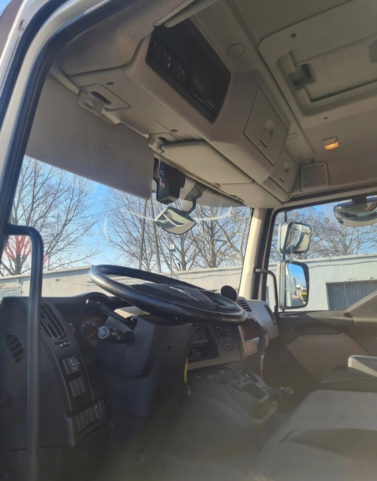 RENAULT KOMPLETNA RENAULT GAMA D 210 EURO 6 2020 ROK AUTOMAT - Cabina: foto 4 RENAULT KOMPLETNA RENAULT GAMA D 210 EURO 6 2020 ROK AUTOMAT - Cabina: foto 4