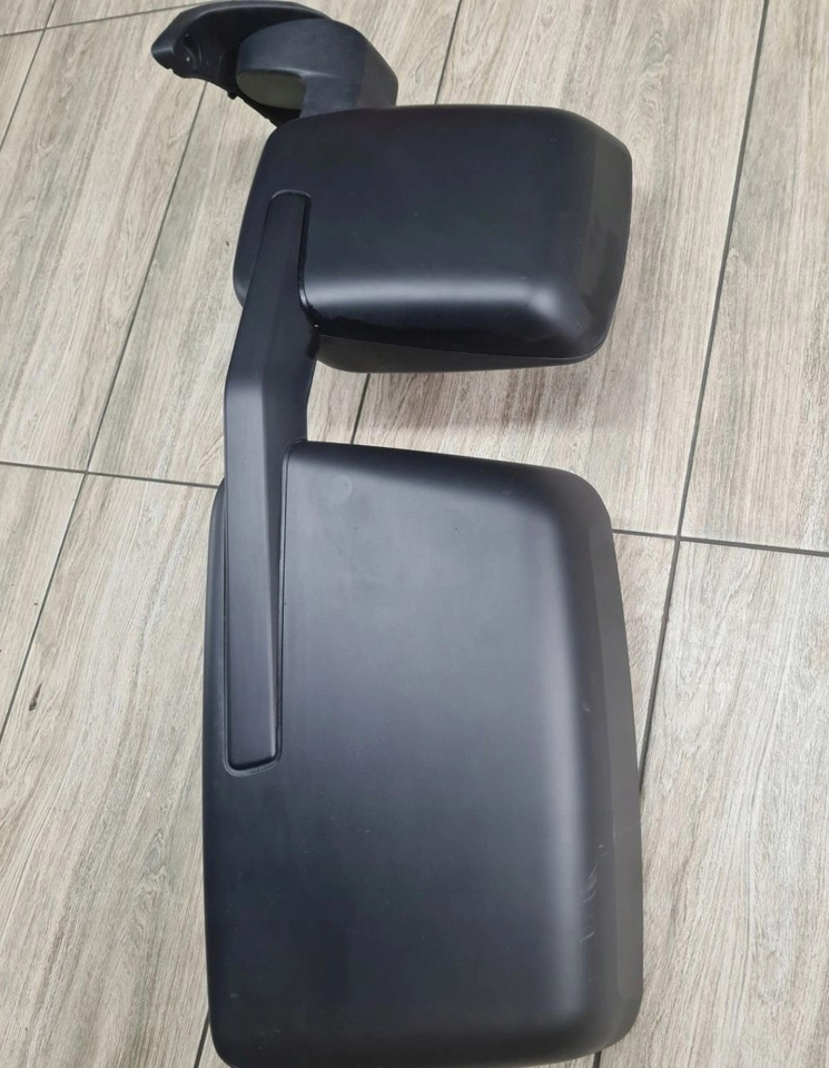 Renault GAMA T C K RANGE - Espejo retrovisor: foto 5 Renault GAMA T C K RANGE - Espejo retrovisor: foto 5