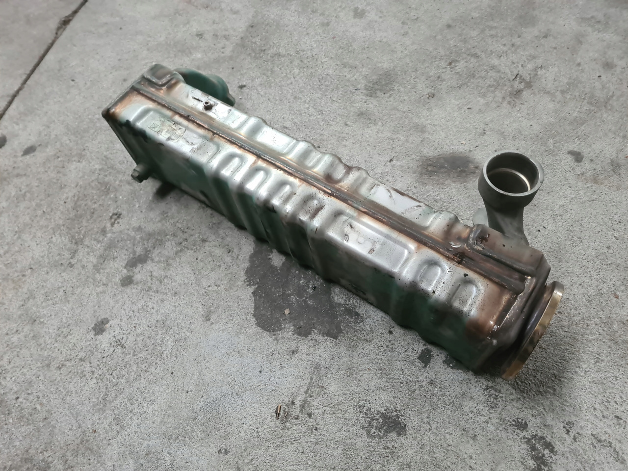 VOLVO 21944868 - Enfriador EGR: foto 1 VOLVO 21944868 - Enfriador EGR: foto 1