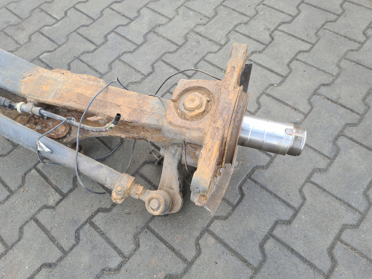 VOLVO BELKA OŚ TYŁ TYLNA WLECZONA ZWROTNICE FI 78 VOLVO FH 4 FM 4 FH 16 FH 5 FM 5 - Eje posterior para Camión: foto 4 VOLVO BELKA OŚ TYŁ TYLNA WLECZONA ZWROTNICE FI 78 VOLVO FH 4 FM 4 FH 16 FH 5 FM 5 - Eje posterior para Camión: foto 4