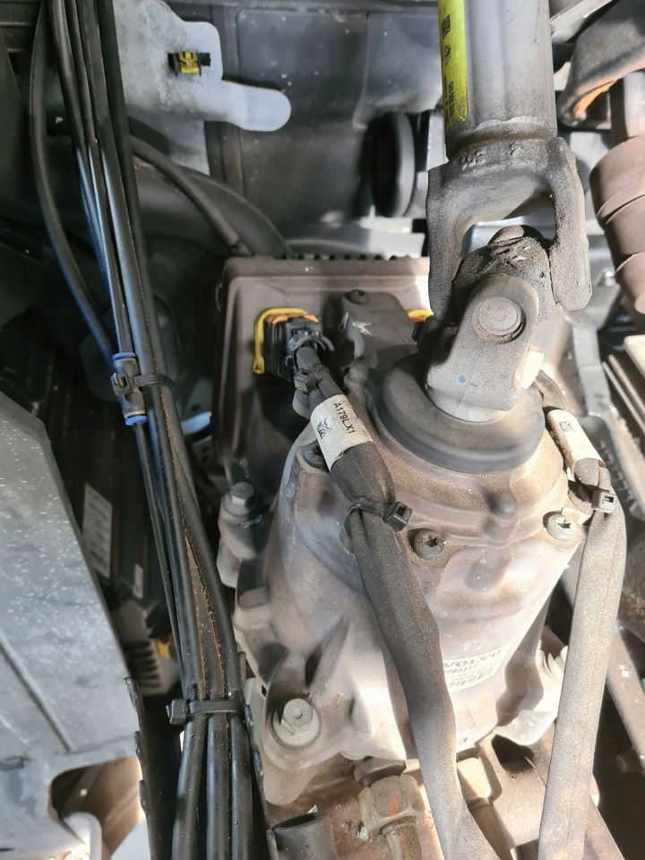 VOLVO KOLUMNA CZUJNIK PRZEKŁADNIA KIEROWNICZA ELEKTRYCZNA 175 BAR VOLVO FH 4 FH 5 - Caja de dirección para Camión: foto 5 VOLVO KOLUMNA CZUJNIK PRZEKŁADNIA KIEROWNICZA ELEKTRYCZNA 175 BAR VOLVO FH 4 FH 5 - Caja de dirección para Camión: foto 5