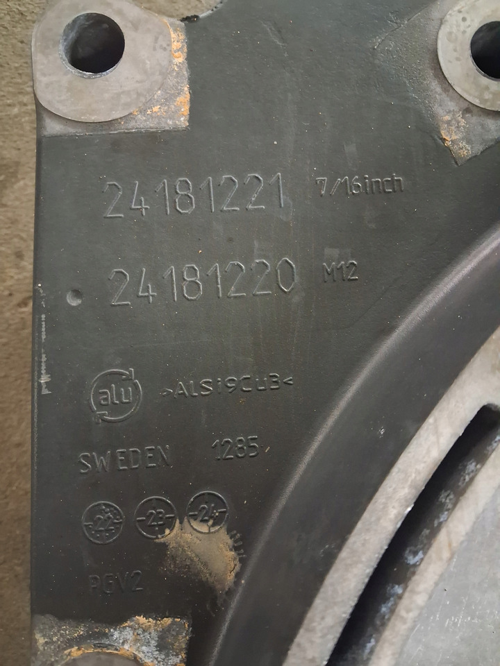 VOLVO OBUDOWA ROZRZĄDU SPRZĘGŁA TURBO COMPOUND I-SAVE VOLVO FH 5 Renault T EVO - Embrague y piezas: foto 3 VOLVO OBUDOWA ROZRZĄDU SPRZĘGŁA TURBO COMPOUND I-SAVE VOLVO FH 5 Renault T EVO - Embrague y piezas: foto 3