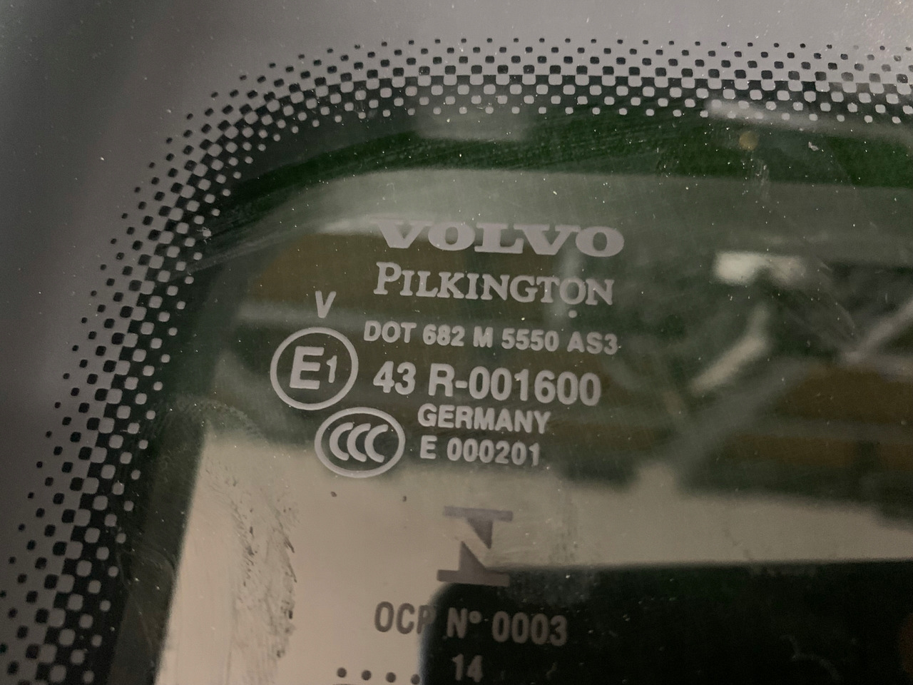 VOLVO SZYBERDACH KOMPLETNY VOLVO FH 4 - Cabina e interior para Camión: foto 5 VOLVO SZYBERDACH KOMPLETNY VOLVO FH 4 - Cabina e interior para Camión: foto 5