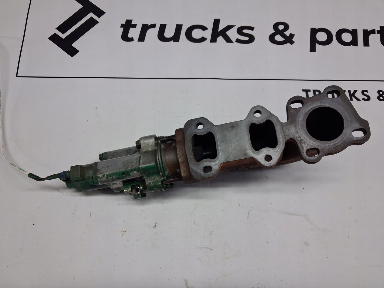 VOLVO ZAWÓR EGR RENAULT GAMA T VOLVO FH FM 4 5 23793581 - Motor y piezas para Camión: foto 3 VOLVO ZAWÓR EGR RENAULT GAMA T VOLVO FH FM 4 5 23793581 - Motor y piezas para Camión: foto 3