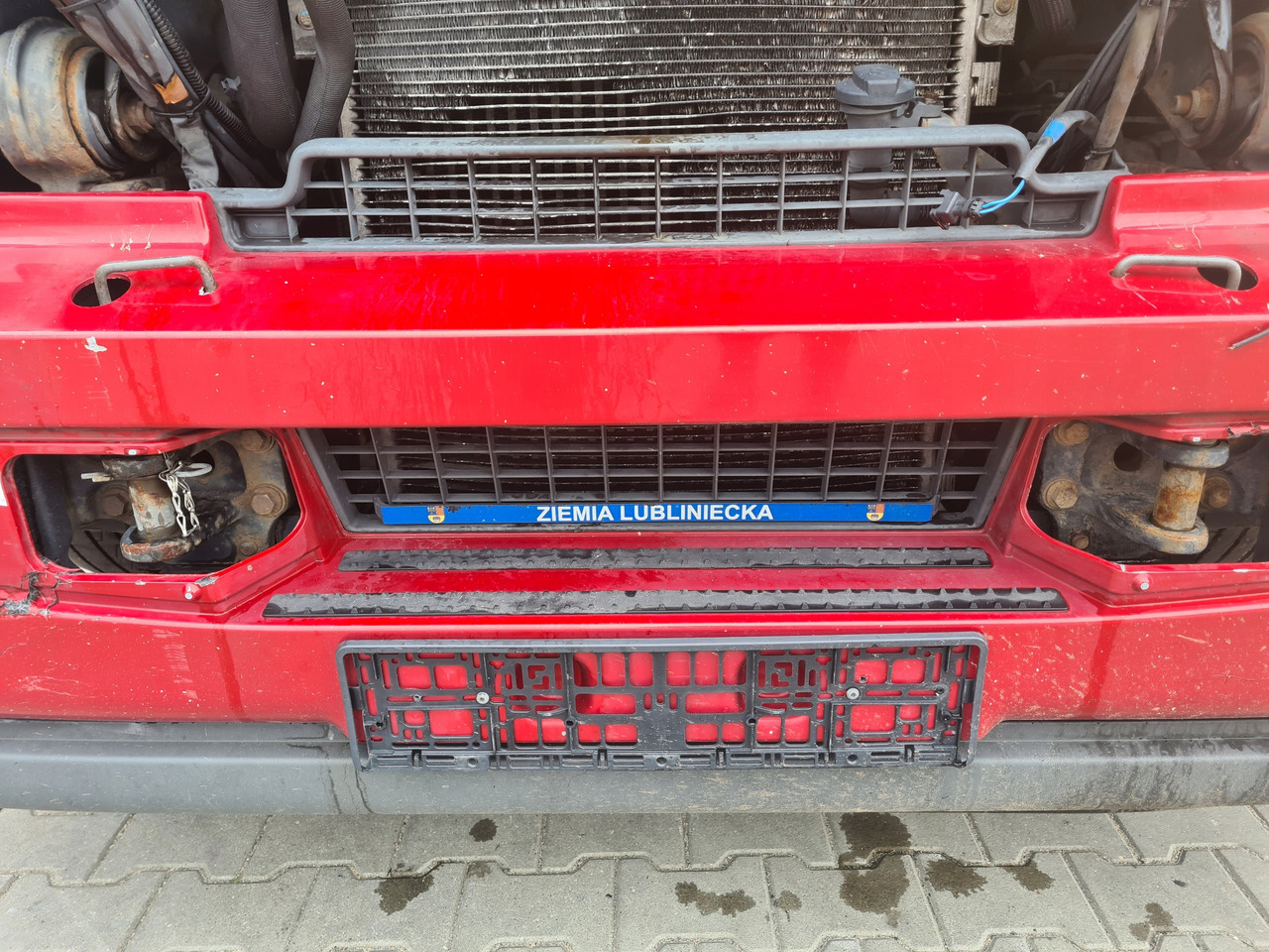 VOLVO ZDERZAK KOMPLETNY Z LAMPAMI BELKA STOPNIE VOLVO FL 22.5 EURO 5 - Parachoques para Camión: foto 5 VOLVO ZDERZAK KOMPLETNY Z LAMPAMI BELKA STOPNIE VOLVO FL 22.5 EURO 5 - Parachoques para Camión: foto 5