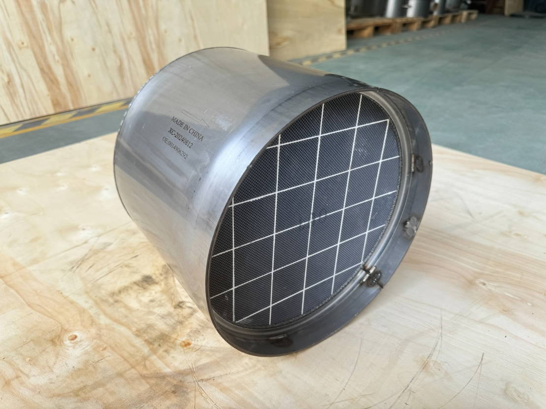 Mercedes-Benz Roetfilter, Partikelfilter, DPF, Actros, Atego, Antos, Arocs 00149 - Sistema de escape para Camión: foto 1 Mercedes-Benz Roetfilter, Partikelfilter, DPF, Actros, Atego, Antos, Arocs 00149 - Sistema de escape para Camión: foto 1