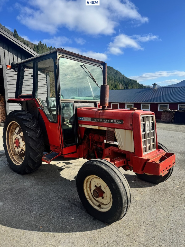 1977 International Harvester 454 - Tractor: foto 2 1977 International Harvester 454 - Tractor: foto 2