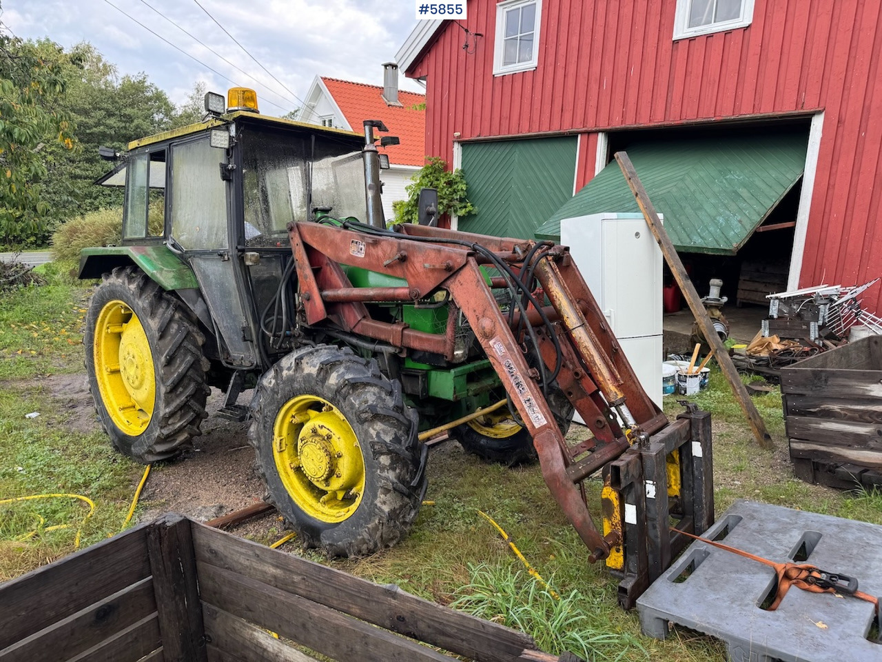 1982 John Deere 1140 with front loader and a parts tractor - Tractor: foto 2 1982 John Deere 1140 with front loader and a parts tractor - Tractor: foto 2