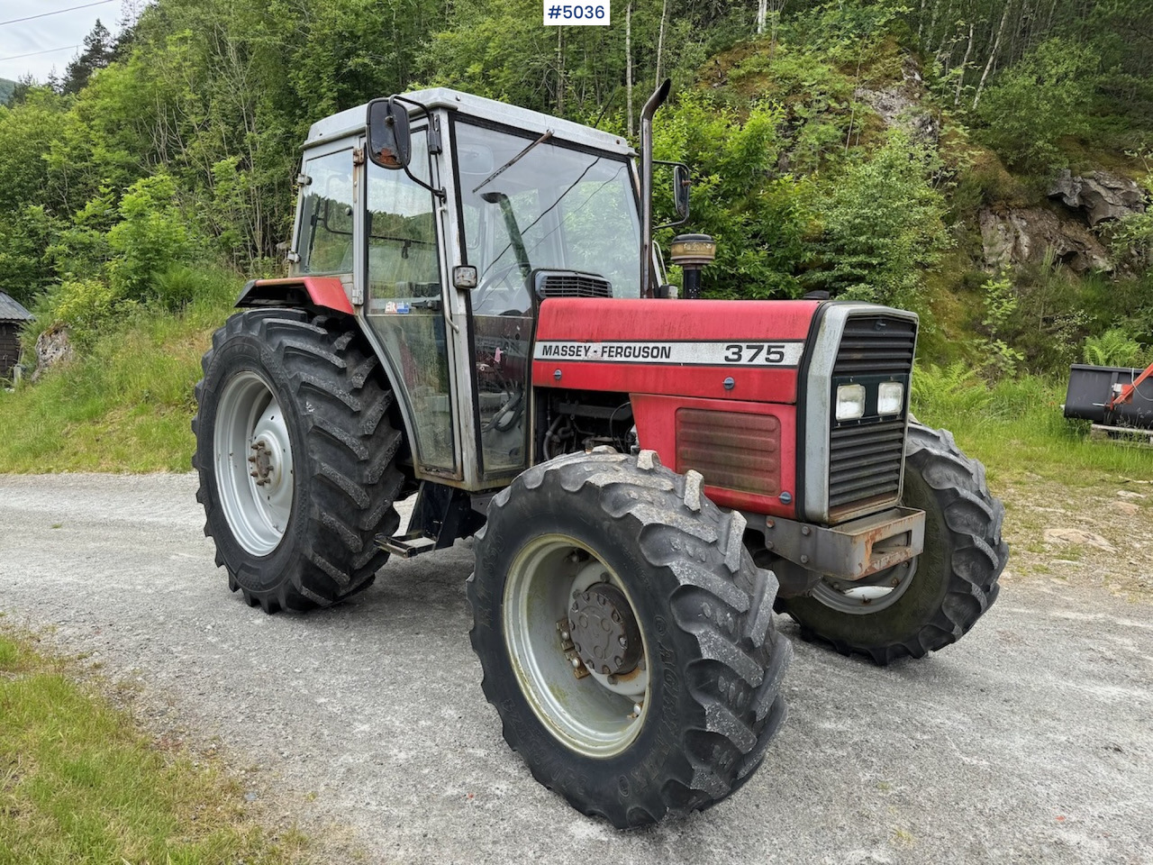 1988 Massey Ferguson 375 - Tractor: foto 4 1988 Massey Ferguson 375 - Tractor: foto 4