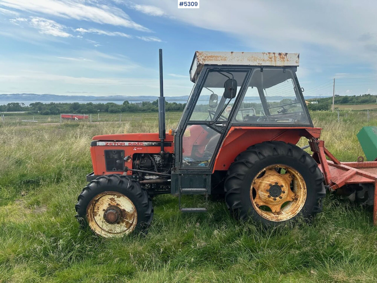 1989 Zetor 5245 tractor w/ snow blower. - Tractor: foto 3 1989 Zetor 5245 tractor w/ snow blower. - Tractor: foto 3