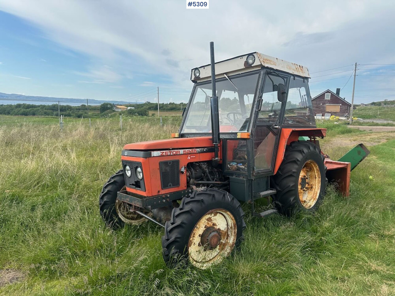 1989 Zetor 5245 tractor w/ snow blower. - Tractor: foto 2 1989 Zetor 5245 tractor w/ snow blower. - Tractor: foto 2