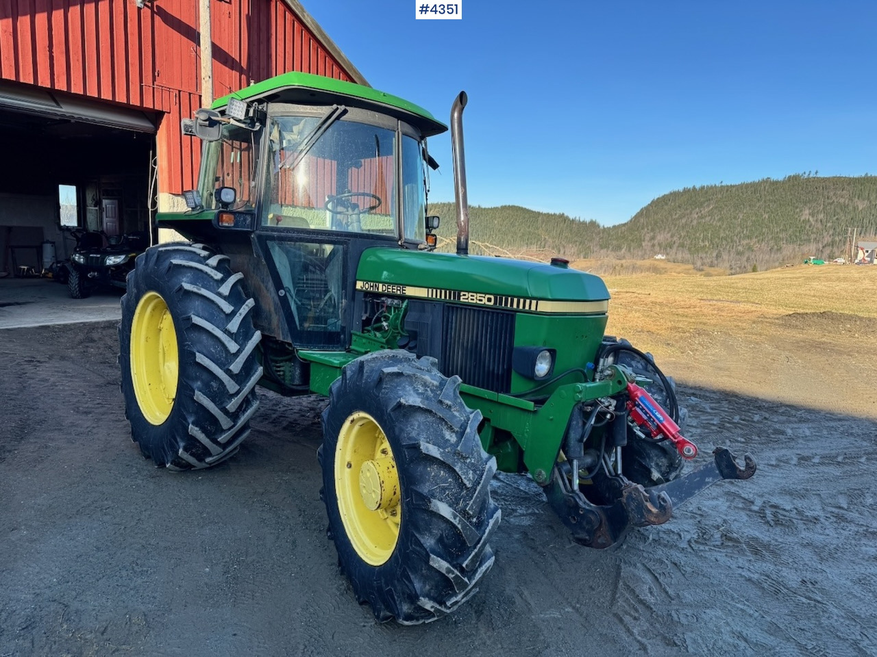 1991 John Deere 2850 4x4 Synchron w/ front hydraulics. - Tractor: foto 5 1991 John Deere 2850 4x4 Synchron w/ front hydraulics. - Tractor: foto 5