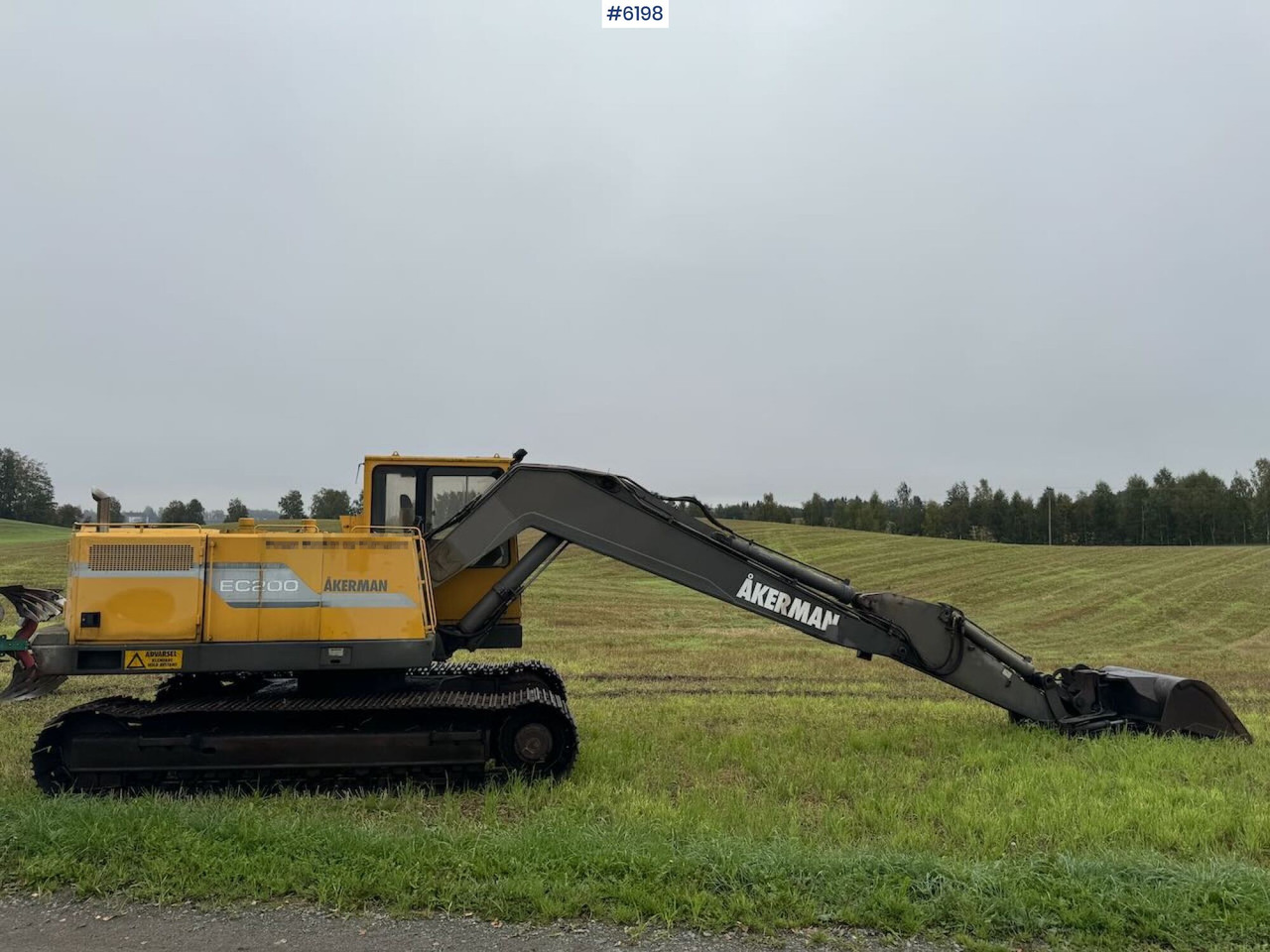 1993 Åkerman EC200 Tracked excavator w/ 2 buckets. New belts and sprocket. - Excavadora: foto 2 1993 Åkerman EC200 Tracked excavator w/ 2 buckets. New belts and sprocket. - Excavadora: foto 2