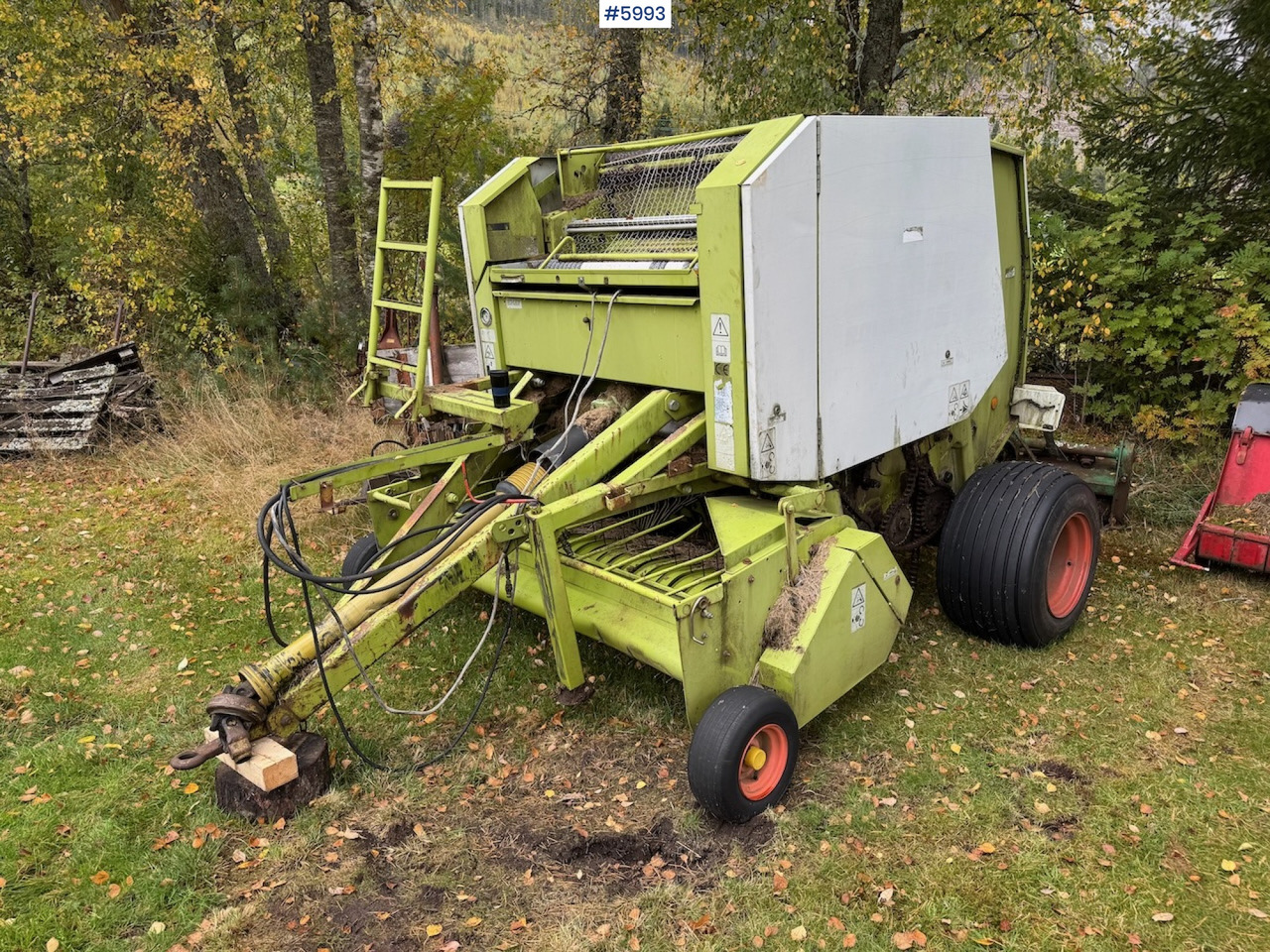 Maquinaria de henificación 1999 Claas Rollant 46 Rotocut and a dividing baler.: foto 11