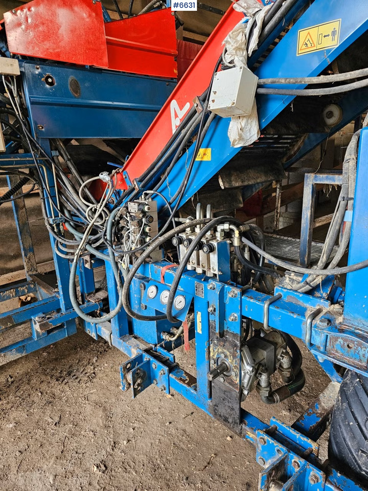 2004 ASA-LIFT Combi 1000/Stm50 Turnip harvester. - Maquinaria de henificación: foto 2 2004 ASA-LIFT Combi 1000/Stm50 Turnip harvester. - Maquinaria de henificación: foto 2