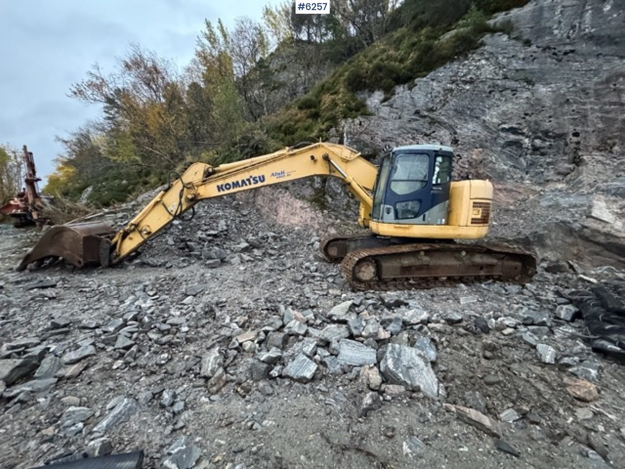 2005 Komatsu PC228 USLC-3K with Digging Bucket – SEE VIDEO! - Excavadora: foto 2 2005 Komatsu PC228 USLC-3K with Digging Bucket – SEE VIDEO! - Excavadora: foto 2