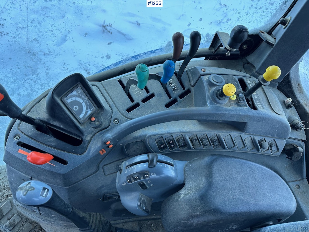 Tractor 2005 New Holland TS110A: foto 17