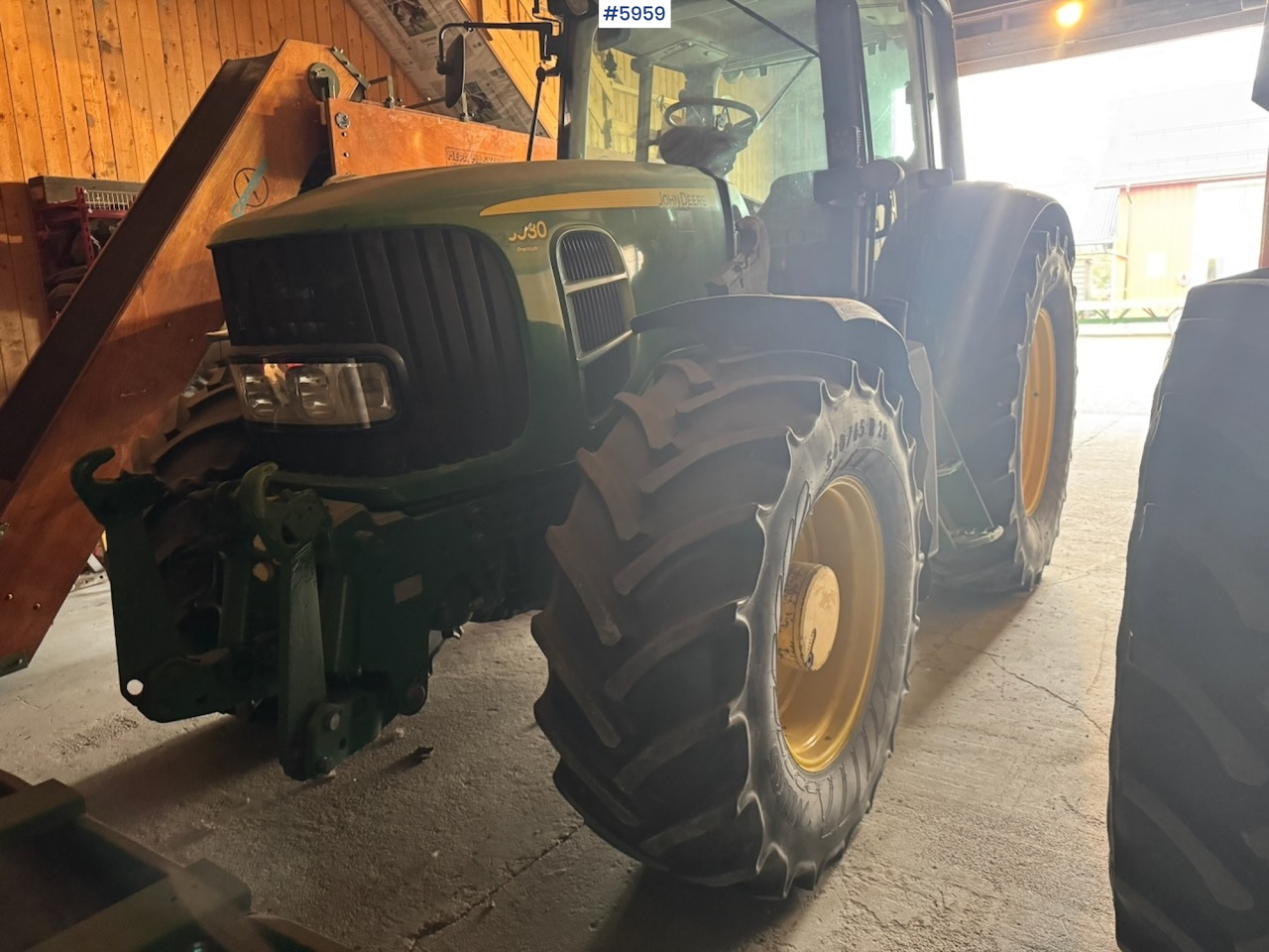 2007 John Deere 6930 w/ Front loader, hydraulics and Front PTO. Rep object. - Tractor: foto 2 2007 John Deere 6930 w/ Front loader, hydraulics and Front PTO. Rep object. - Tractor: foto 2