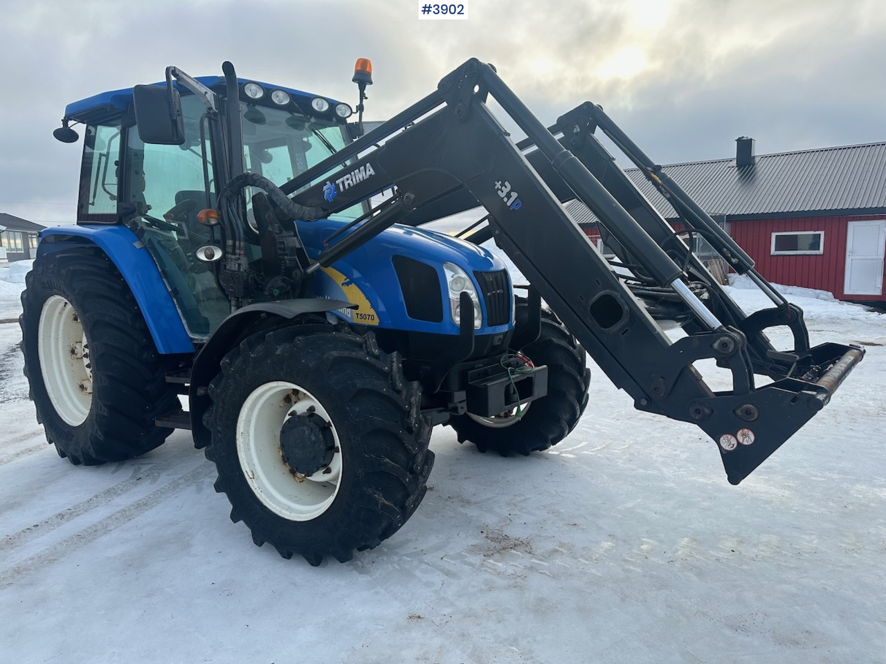 2011 New Holland T5070 4x4 m/ frontlaster - Tractor: foto 2 2011 New Holland T5070 4x4 m/ frontlaster - Tractor: foto 2