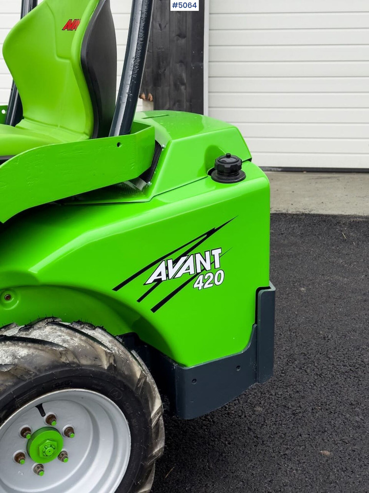 2012 Avant M420 w/ bucket NEWLY SERVICED - Cargadora articulada: foto 5 2012 Avant M420 w/ bucket NEWLY SERVICED - Cargadora articulada: foto 5