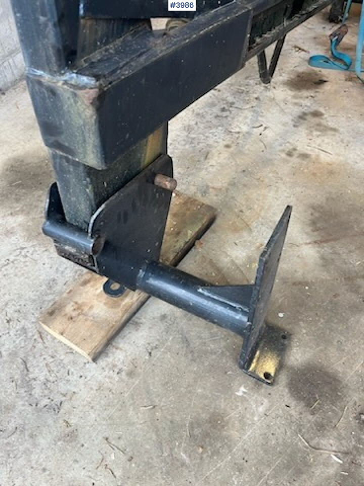 2012 Front loader for tractor. - Cargador frontal para tractor: foto 5 2012 Front loader for tractor. - Cargador frontal para tractor: foto 5