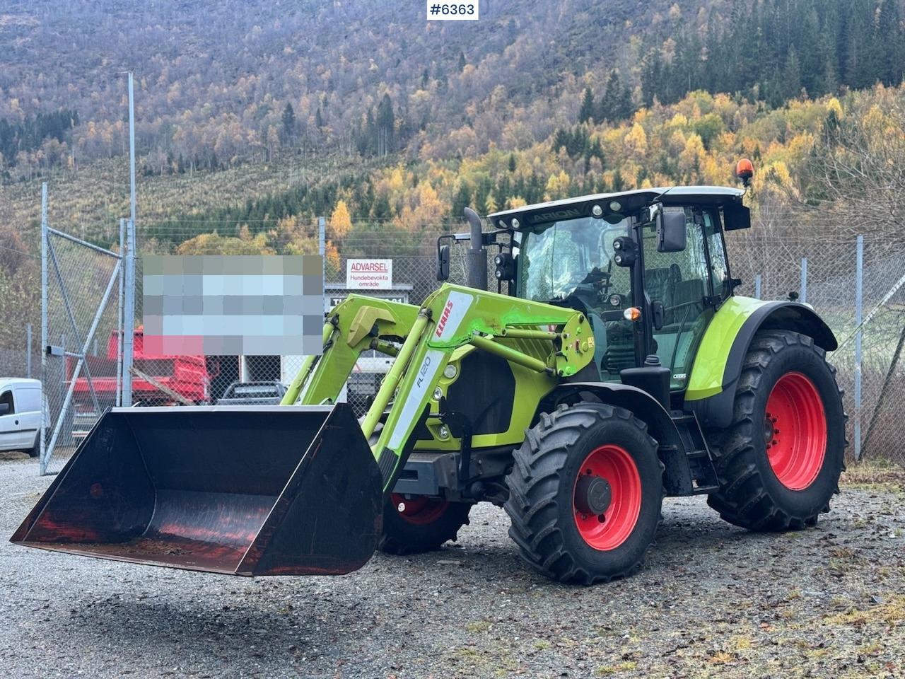 2013 Claas Arion 550 w/ Front loader, Bucket, forks and rear cutters. 1110 hours! - Tractor: foto 2 2013 Claas Arion 550 w/ Front loader, Bucket, forks and rear cutters. 1110 hours! - Tractor: foto 2