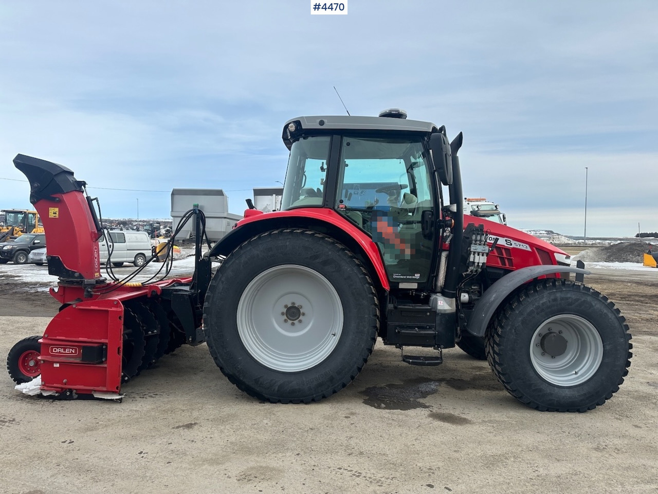 2018 Massey Ferguson MF5713 S w/ 2020 Dalen snow blower - Tractor: foto 1 2018 Massey Ferguson MF5713 S w/ 2020 Dalen snow blower - Tractor: foto 1