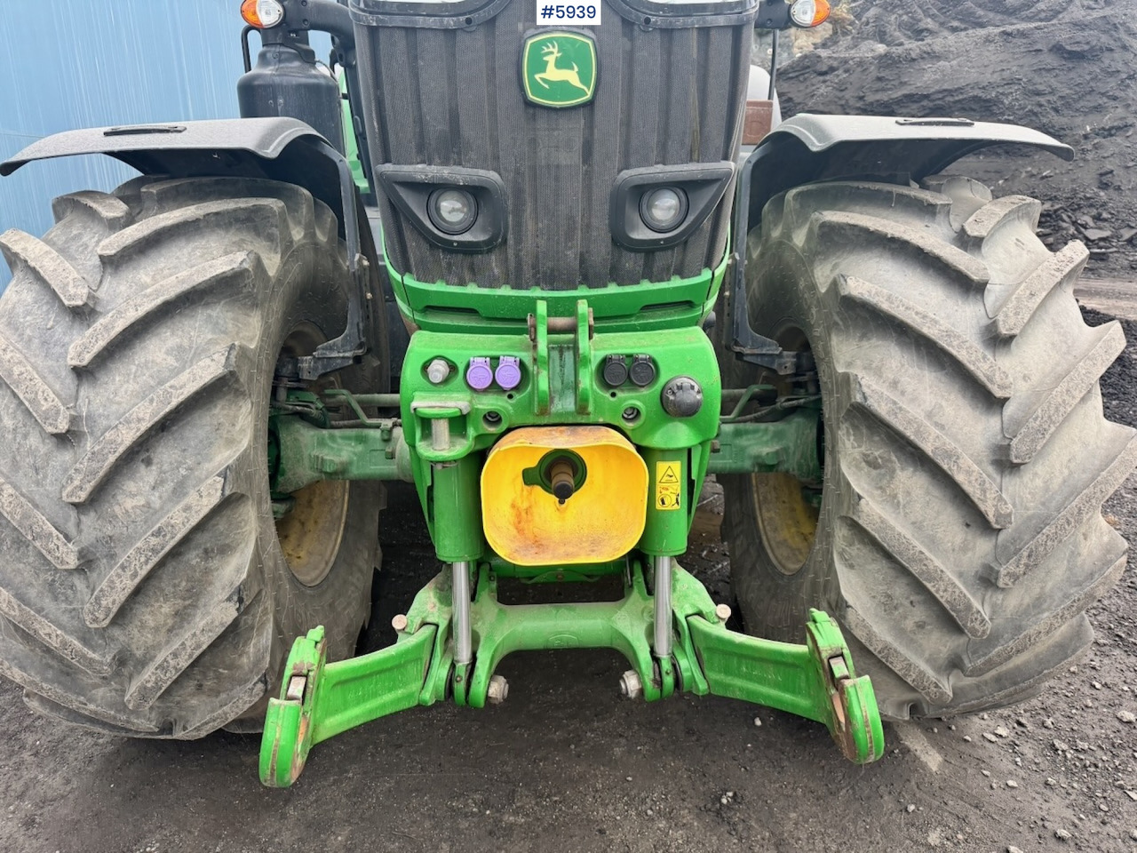 Tractor 2020 John Deere 6215R w/ Front PTO and hydraulics. 2 sets of tires.: foto 10 Tractor 2020 John Deere 6215R w/ Front PTO and hydraulics. 2 sets of tires.: foto 10