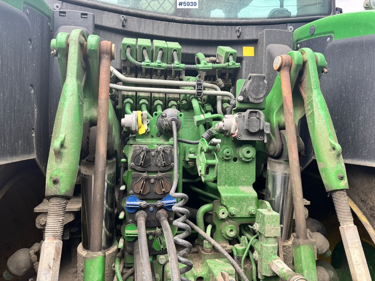 Tractor 2020 John Deere 6215R w/ Front PTO and hydraulics. 2 sets of tires.: foto 20 Tractor 2020 John Deere 6215R w/ Front PTO and hydraulics. 2 sets of tires.: foto 20
