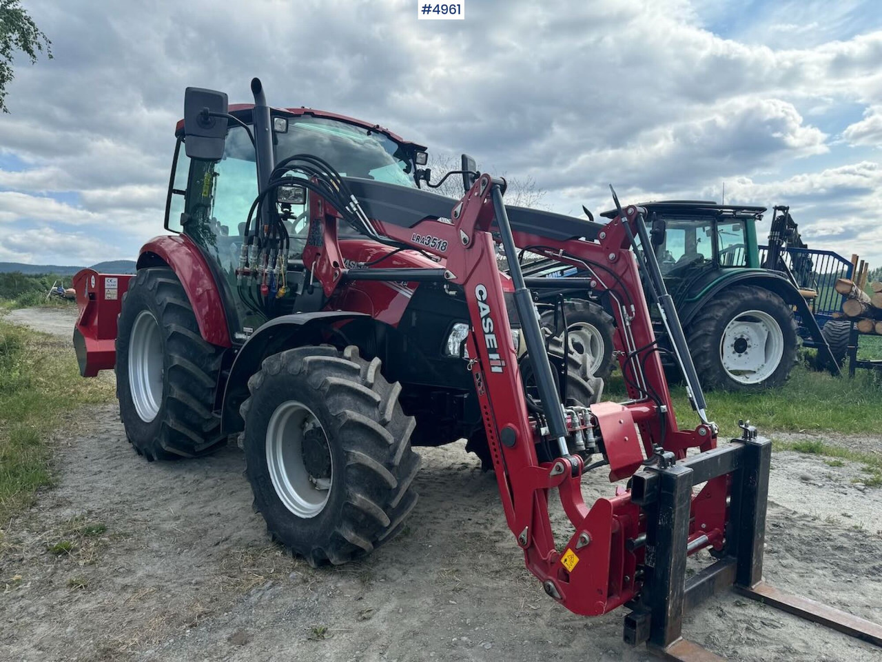 2021 Case IH Famall 75C w/ front loader. 150 Hours! - Tractor: foto 1 2021 Case IH Famall 75C w/ front loader. 150 Hours! - Tractor: foto 1
