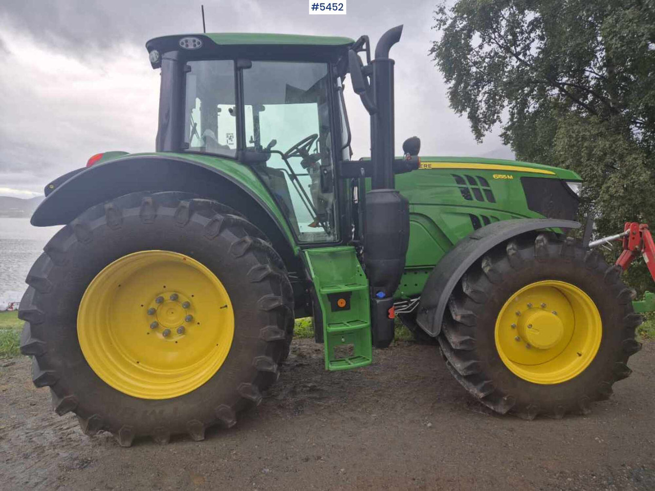 2024 John Deere 6155M w/ front hydraulics & PTO - Tractor: foto 2 2024 John Deere 6155M w/ front hydraulics & PTO - Tractor: foto 2
