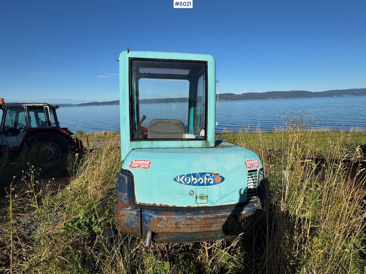 Approx.2000 Kubota KX161 w/excavator bucket and leveling bucket. Partially repaired object. - Tractor: foto 3 Approx.2000 Kubota KX161 w/excavator bucket and leveling bucket. Partially repaired object. - Tractor: foto 3