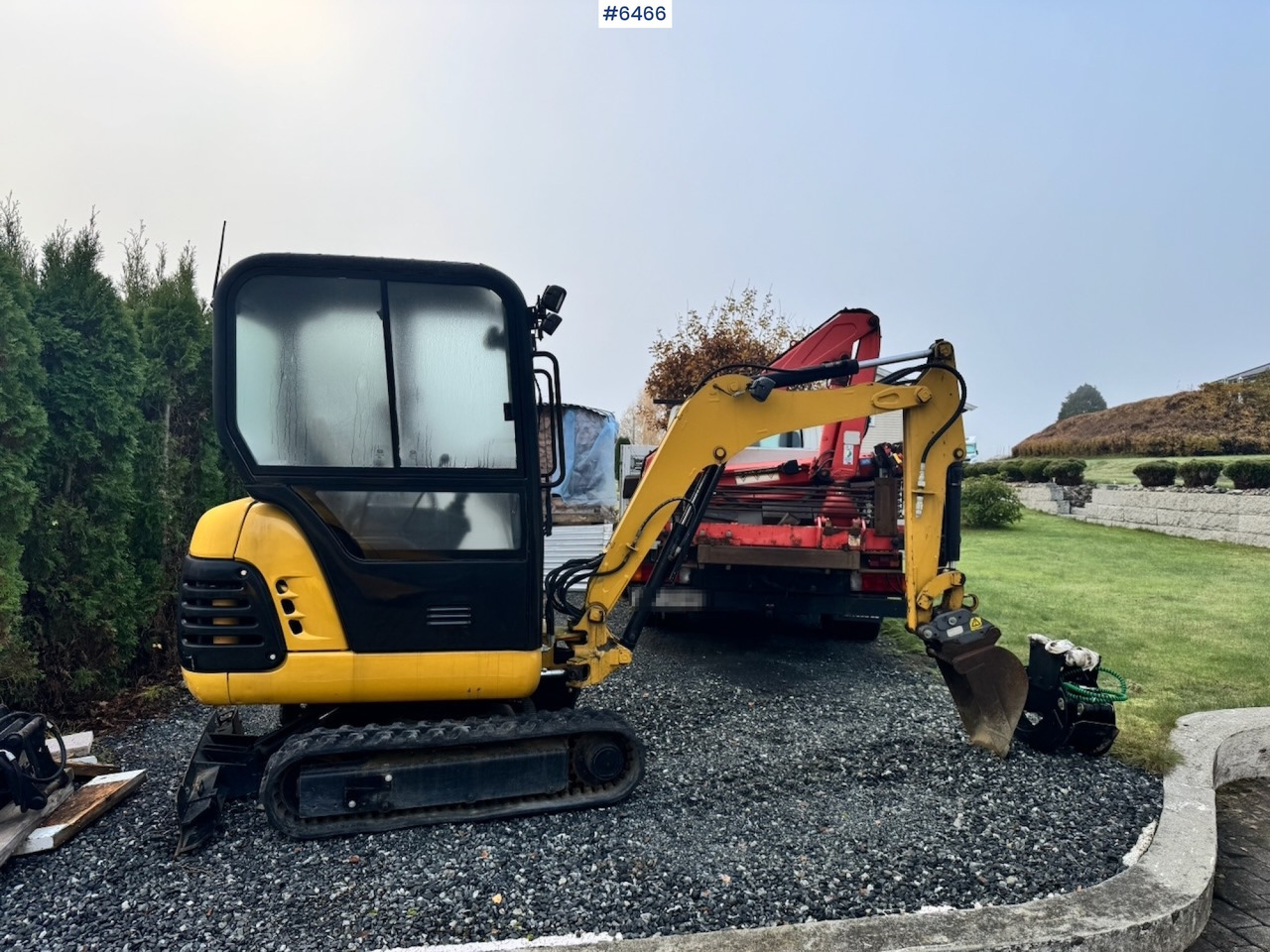 Approx. 2004 CAT 301.8 Mini excavator w/ 4 buckets and grapple. - Excavadora: foto 2 Approx. 2004 CAT 301.8 Mini excavator w/ 4 buckets and grapple. - Excavadora: foto 2