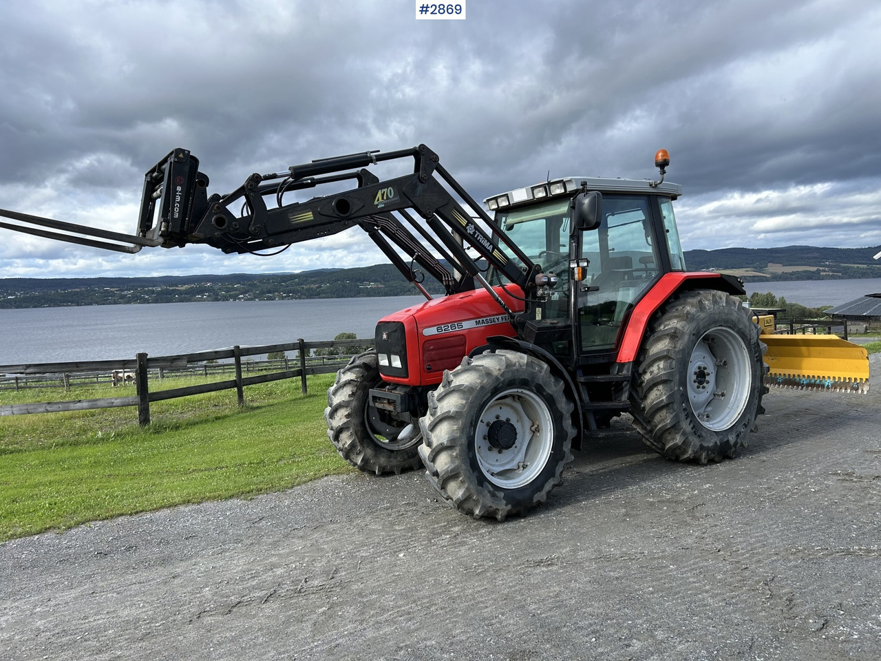 Massey Ferguson 6265 w/ trima 420 front loader - Tractor: foto 2 Massey Ferguson 6265 w/ trima 420 front loader - Tractor: foto 2