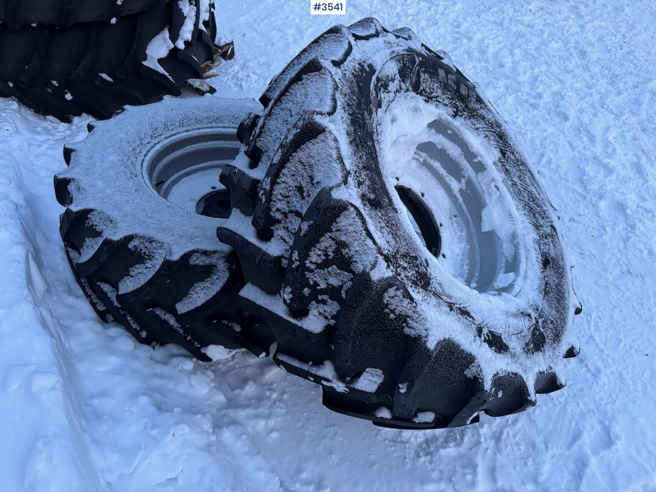 Tractor tires - Neumático para Maquinaria agrícola: foto 4 Tractor tires - Neumático para Maquinaria agrícola: foto 4