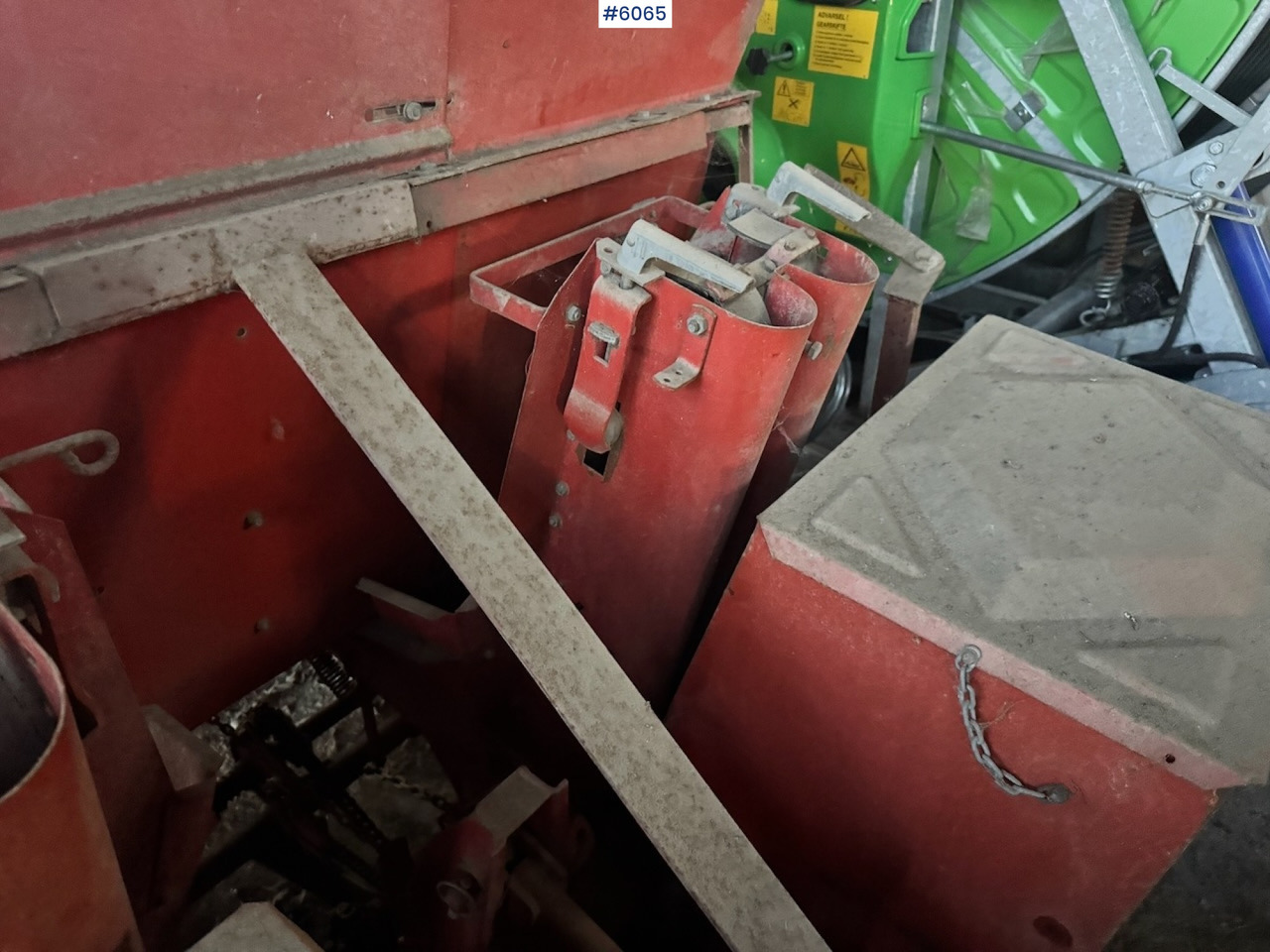 Underhaug 1400 potato planter - Plantadora de patatas: foto 5 Underhaug 1400 potato planter - Plantadora de patatas: foto 5