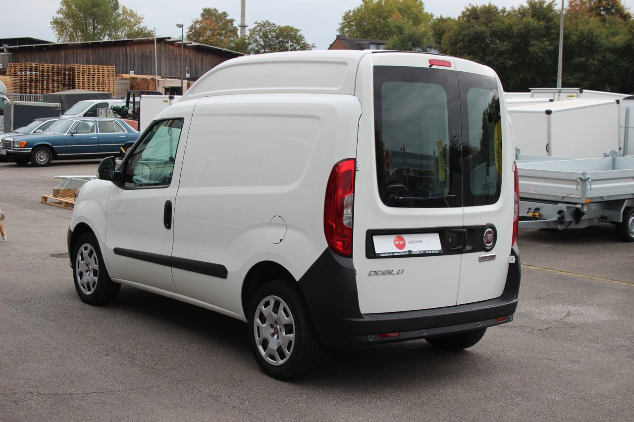 Fiat Doblo Kasten SX Klima Hochdach 51tKM 1.Hand - Furgoneta de pasajeros: foto 4 Fiat Doblo Kasten SX Klima Hochdach 51tKM 1.Hand - Furgoneta de pasajeros: foto 4