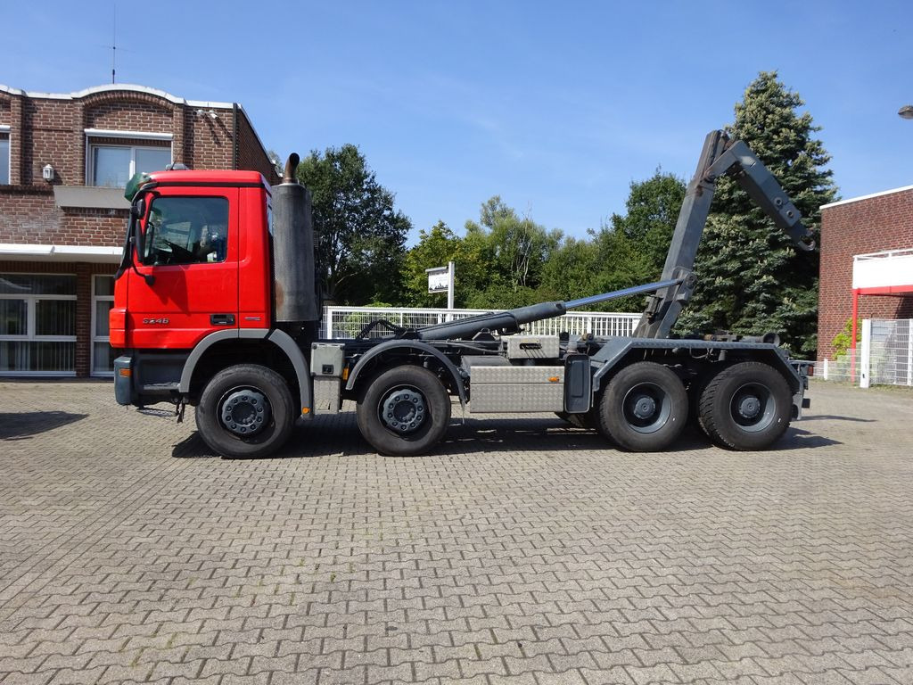 Mercedes-Benz 3246 Actros Abroller K45 8x4 Knickhacken - Camión multibasculante: foto 3 Mercedes-Benz 3246 Actros Abroller K45 8x4 Knickhacken - Camión multibasculante: foto 3